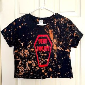Cropped ‘Dead Inside’ Coffin Tee size Medium Gildan. Worn once.